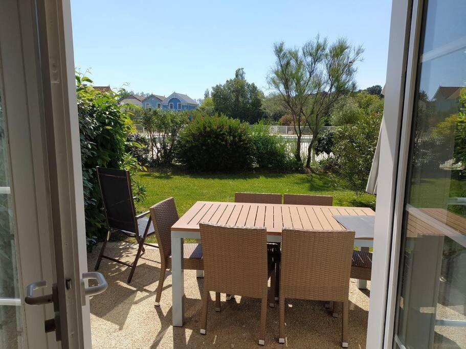 Charmante Maison De Vacances Avec Acces Piscine Talmont-Saint-Hilaire Exteriér fotografie